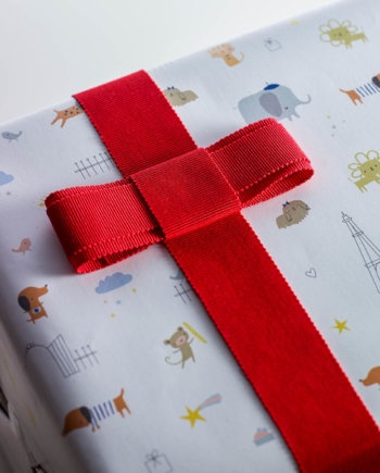 An afternoon at the Zoo in Paris Gift Wrap