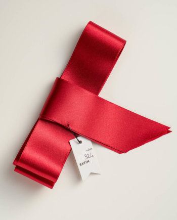 Red Satin Ribbon n°324 (L)