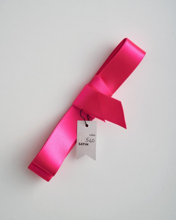 Bright Fluo Pink Satin Ribbon n°540 (M)