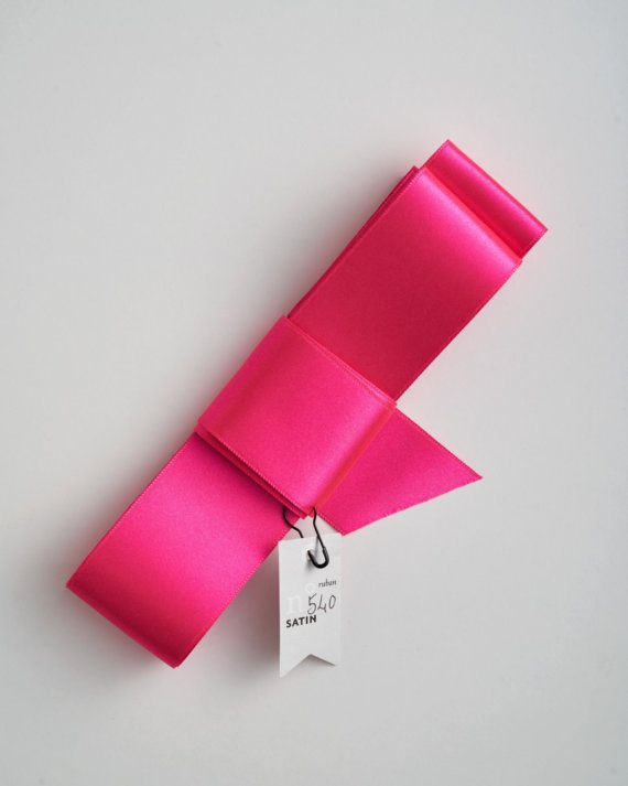 Bright Fluo Pink Satin Ribbon n°540 (L)