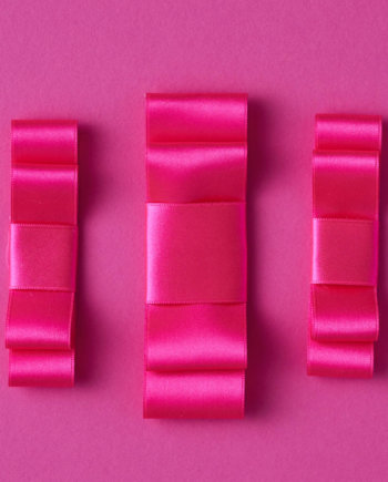 Fluo Pink Satin Bow n°540 (25mm)