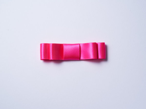 Fluo Pink Satin Bow n°540 (25mm)