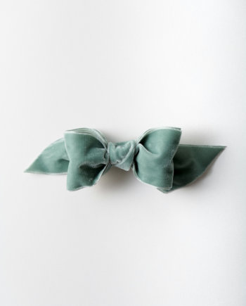 Almond Green Velvet Tuxedo Bow n°436 (L)