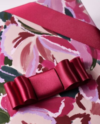 Crushed Raspberry Satin Bow n°300 (38mm)