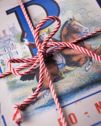 Red striped White String Ribbon n°901 (XS)