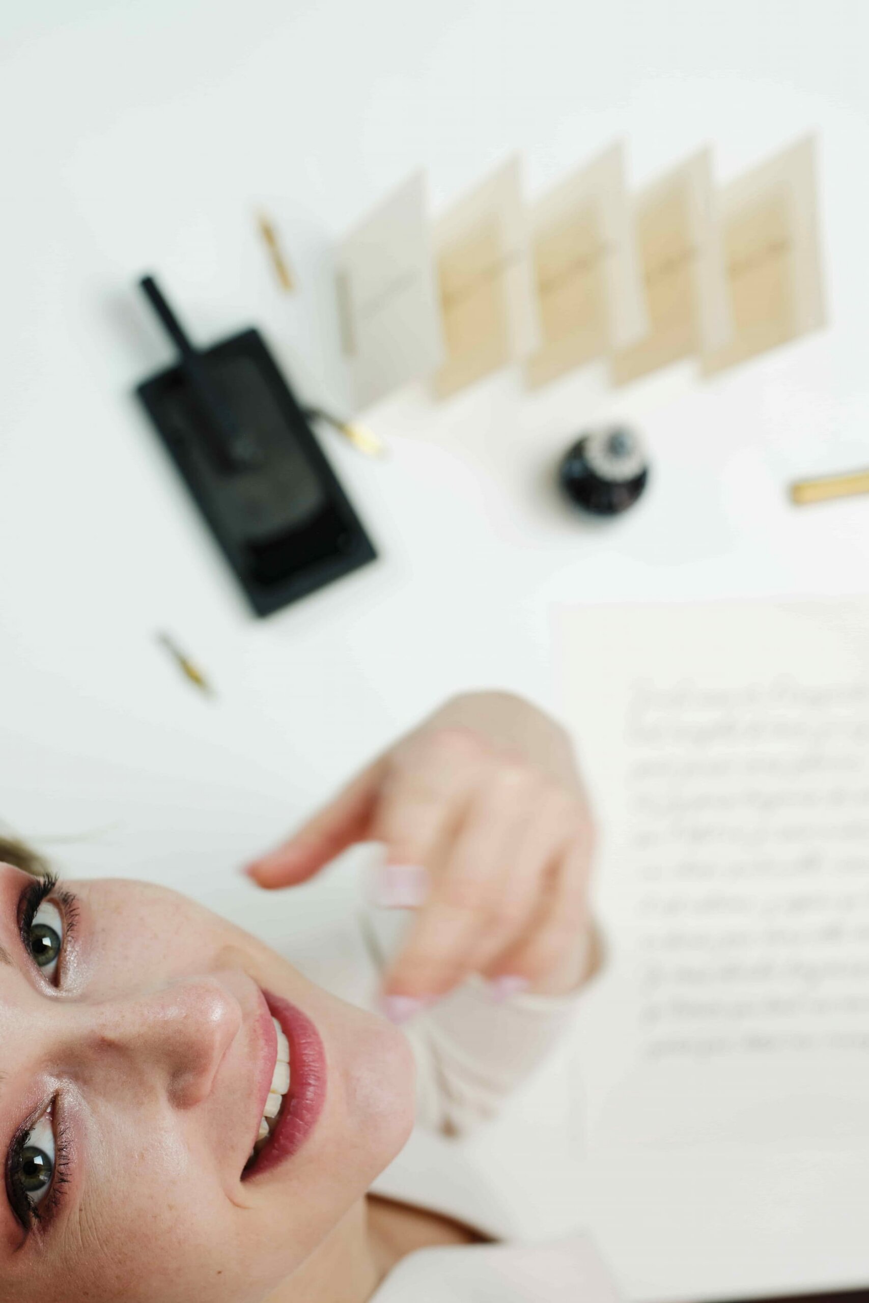 IMPRESSION-ORIGINALE_Portrait_Meet-The-Calligrapher_Celine_Renaudie